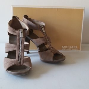 Berkeley T Strap heels